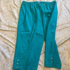 Teal capris w/ bling buttons details on leg